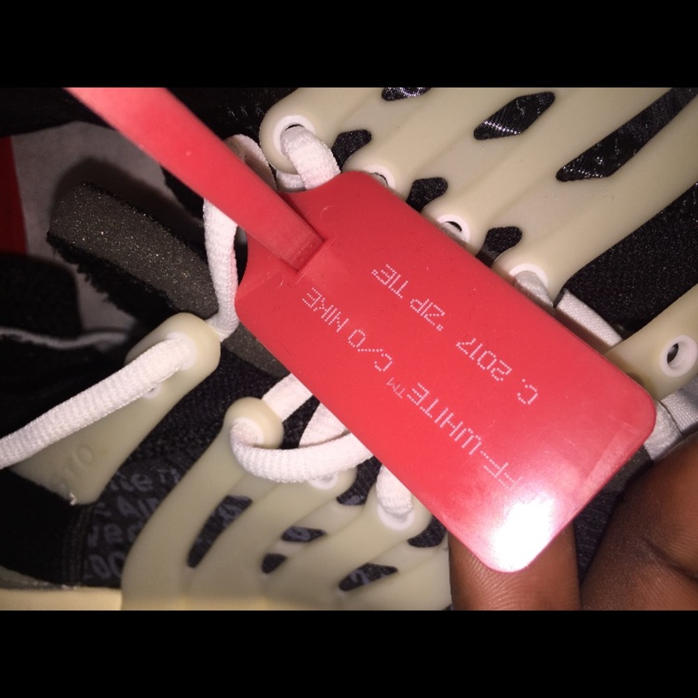 Off-White Nike Prestos - Picture 5 of 8